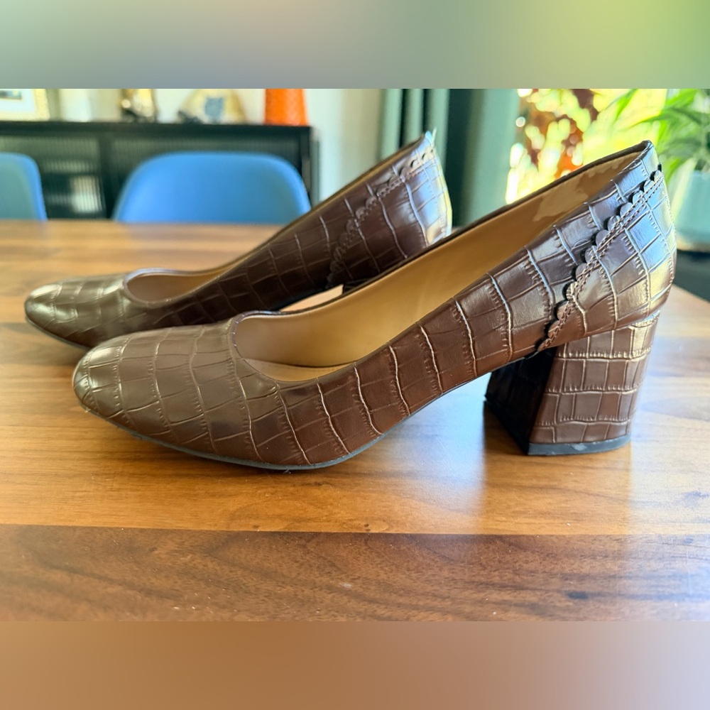 Mia Amore Danila Womens Closed Toe Block Heel Pumps - size 8.5
